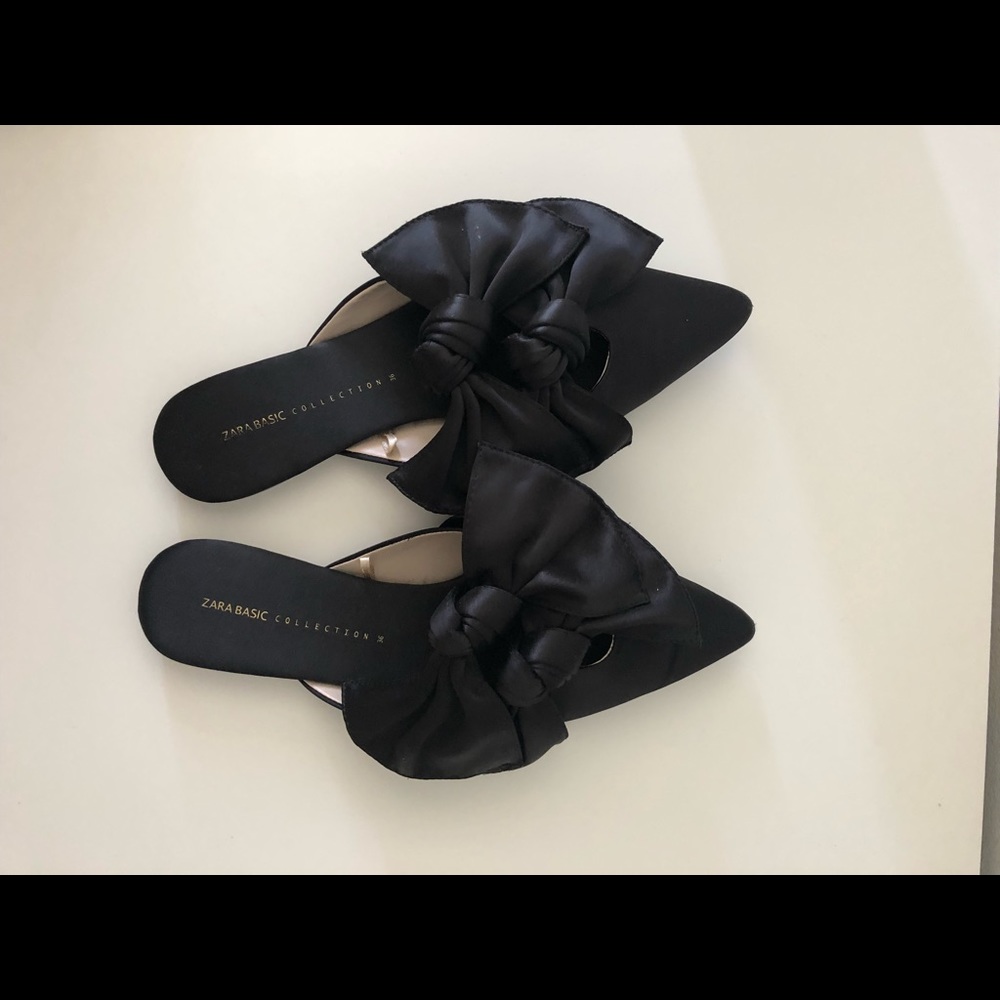 Zara slides with bows